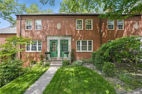 446 Olympia Rd, Pittsburgh, PA 15211