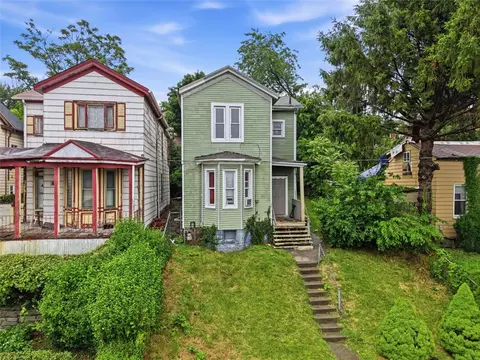135 Jucunda St, Pittsburgh, PA 15210