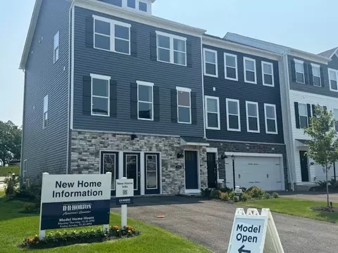 753 Olivia St, Pittsburgh, PA 15205