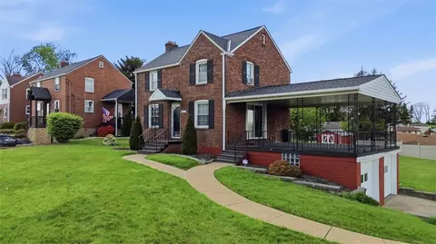 1026 Mccoy Rd, Mckees Rocks, PA 15136