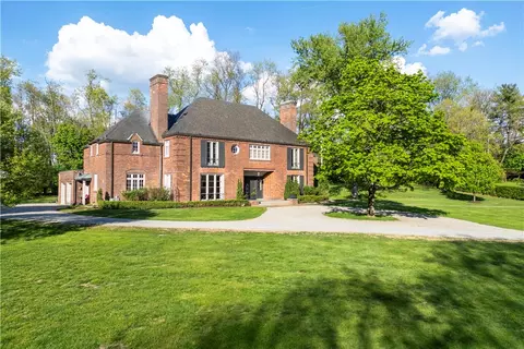 470 Fairview Rd, Pittsburgh, PA 15238