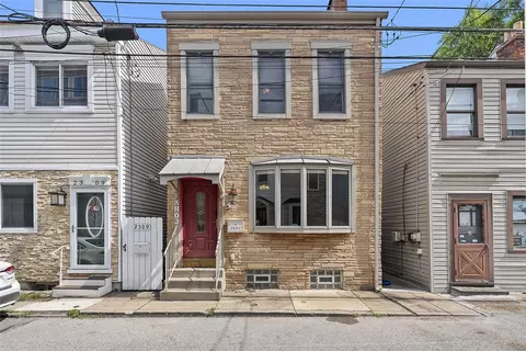 2311 Larkins Way, Pittsburgh, PA 15203