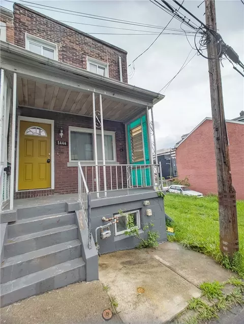 1444 Loraine St, Pittsburgh, PA 15212