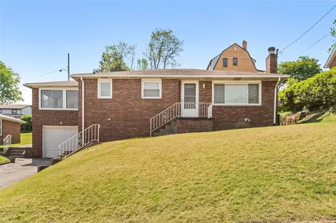 223 Washington Ave, Homestead, PA 15120