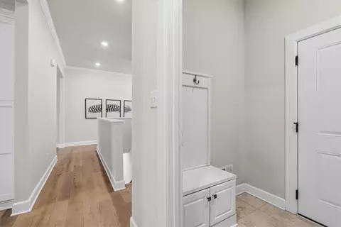 Entry Way - 333 Crest Ln, Mars, PA 16046 photo 6 of 6