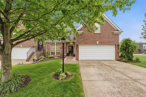 7006 Crider Rd, Mars, PA 16046