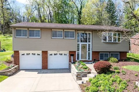 2955 Kings Mill Rd, Bethel Park, PA 15102