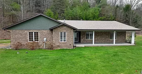 2140 Jackson Run Rd, Punxsutawney, PA 15767