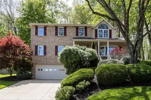 133 Village Dr, Cranberry Township, PA 16066