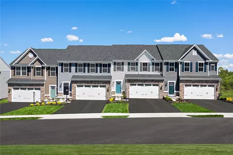 151 Victoria Dr, Canonsburg, PA 15317
