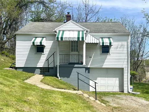 1133 Venetia Rd, Eighty Four, PA 15330