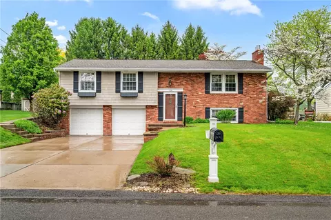 136 Kenney Dr, Sewickley, PA 15143