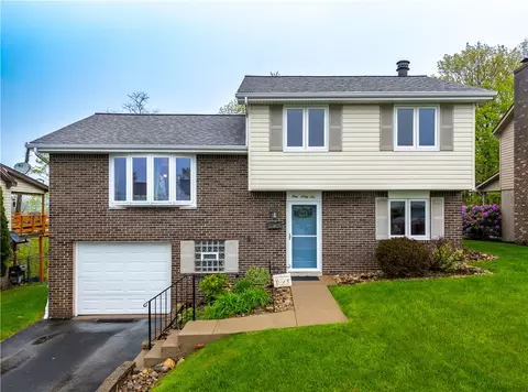 166 Maryellen Dr, North Versailles, PA 15137
