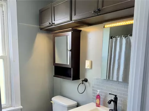 Bath - 92 3rd Ave, Monongahela, PA 15063 photo 1 of 3