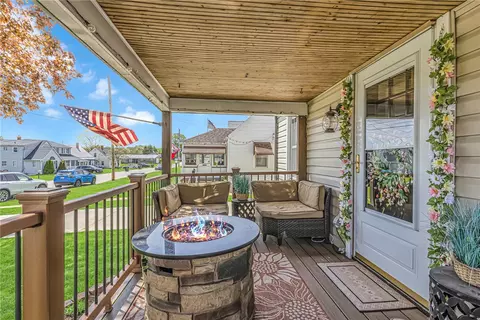 Exterior - 1024 Nimick Ave, Monaca, PA 15061 photo 8 of 9