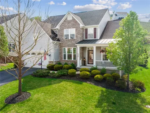 4466 Walnut Ridge Cir, Mcdonald, PA 15057