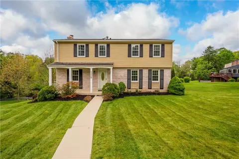1220 Tiffany Cir, Pittsburgh, PA 15241