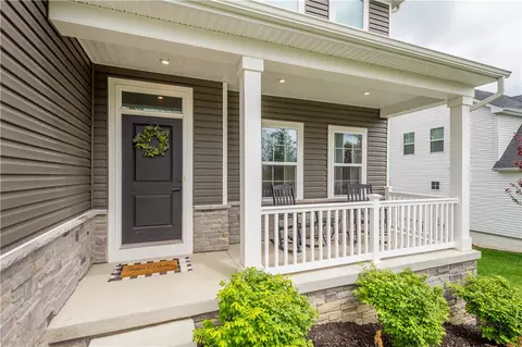 Exterior - 353 Crossing Dr, Eighty Four, PA 15330 photo 2 of 11