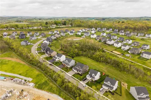 View/Area - 353 Crossing Dr, Eighty Four, PA 15330 photo 4 of 5