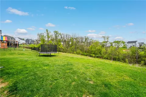 Exterior - 353 Crossing Dr, Eighty Four, PA 15330 photo 11 of 11