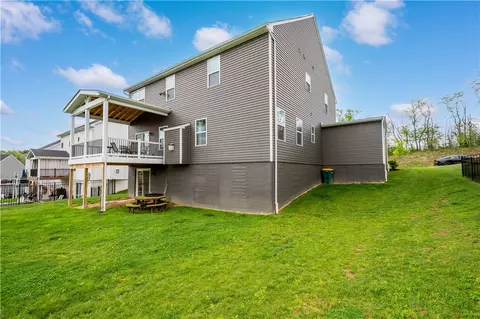 Exterior - 353 Crossing Dr, Eighty Four, PA 15330 photo 8 of 11