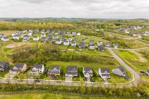 View/Area - 353 Crossing Dr, Eighty Four, PA 15330 photo 5 of 5