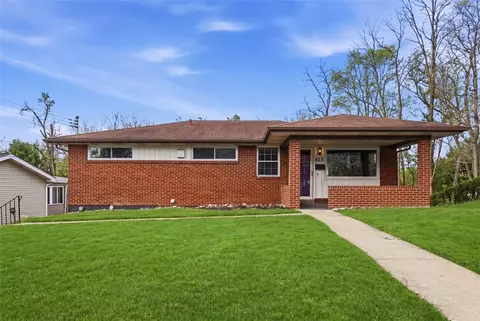 425 Fieldstone Dr, Monroeville, PA 15146