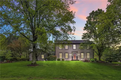 3950 Laurel Oak Cir, Murrysville, PA 15668