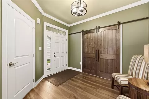 Entry Way - 401 Northview Dr, Harmony, PA 16037 photo 4 of 4