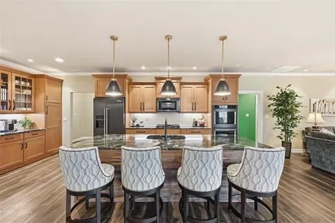 Kitchen - 401 Northview Dr, Harmony, PA 16037 photo 3 of 4