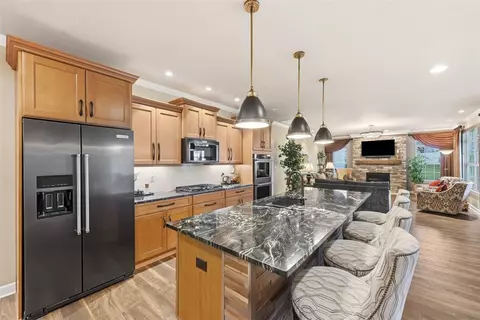 Kitchen - 401 Northview Dr, Harmony, PA 16037 photo 2 of 4