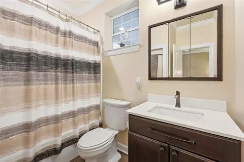 Bath - 401 Northview Dr, Harmony, PA 16037 photo 5 of 5