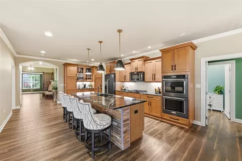 Kitchen - 401 Northview Dr, Harmony, PA 16037 photo 1 of 4