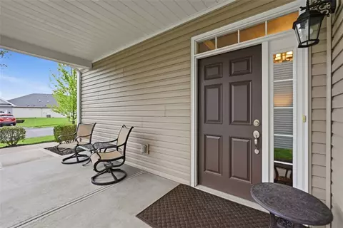 Exterior - 401 Northview Dr, Harmony, PA 16037 photo 2 of 7