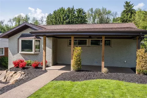127 Dunbar Dr, Pittsburgh, PA 15235