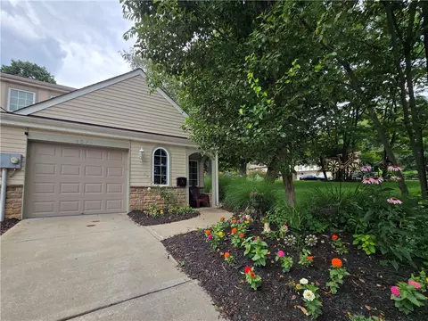 4573 Bucktail Dr, Allison Park, PA 15101
