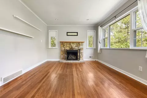 Living - 3237 Apache, Pittsburgh, PA 15241 photo 1 of 6