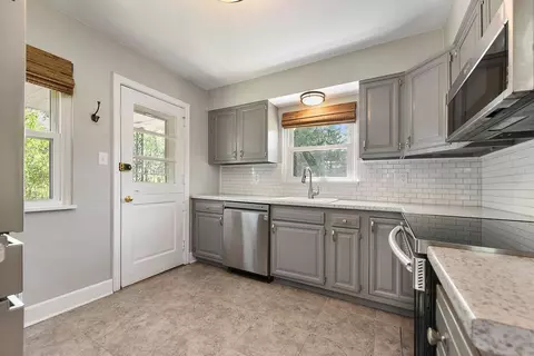 Kitchen - 3237 Apache, Pittsburgh, PA 15241 photo 1 of 4