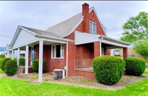 804 Grand Ave, Aliquippa, PA 15001