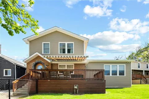 333 Redwood St, Pittsburgh, PA 15210
