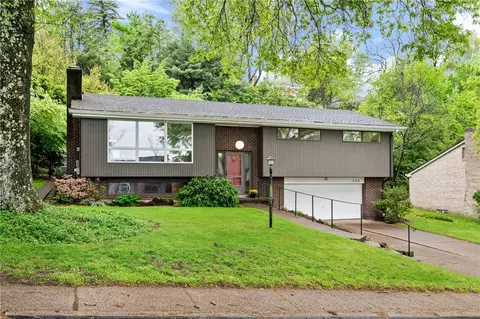 236 Penhurst Dr, Pittsburgh, PA 15235