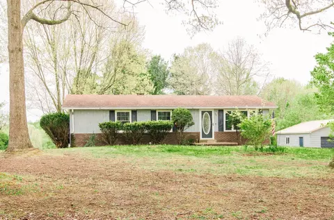 241 Harshaville, Clinton, PA 15026