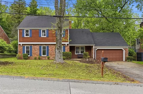 224 Thornberry Dr, Pittsburgh, PA 15235