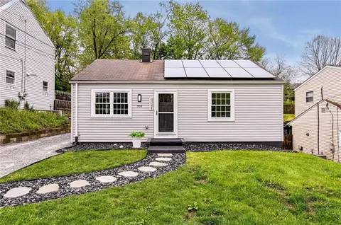 305 Victoria Dr, Monroeville, PA 15146
