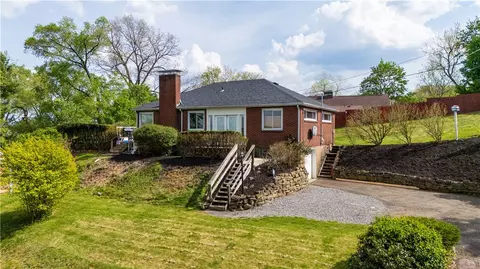 105 Parkview Rd, Pittsburgh, PA 15237