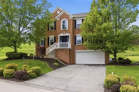 302 Davinci Ct, North Belle Vernon, PA 15012