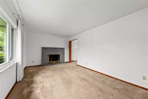 Living - 2602 Timothy Dr, Export, PA 15632 photo 2 of 3