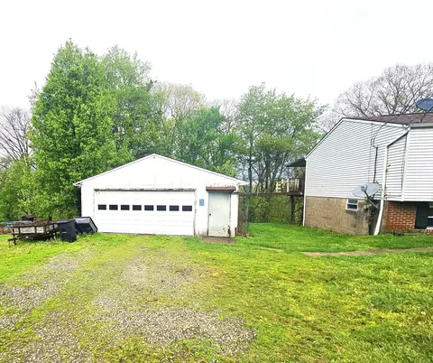 2880 Walters, Export, PA 15632 photo 4