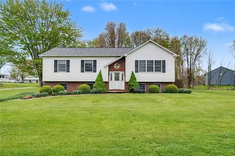 101 Kelly Blvd, Slippery Rock, PA 16057