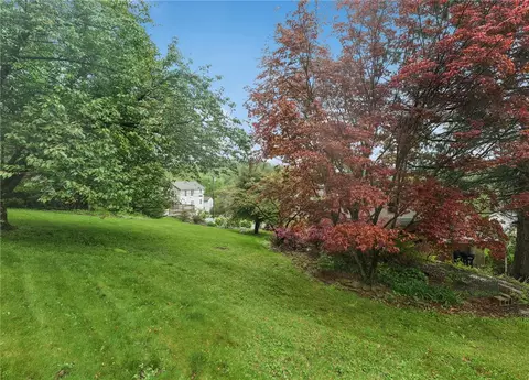 Exterior - 665 Main St, Irwin, PA 15642 photo 6 of 7
